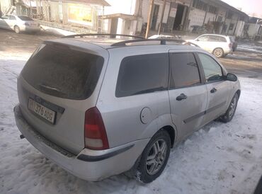 Ford: Ford Focus: 2002 г., 1.4 л, Механика, Бензин, Универсал