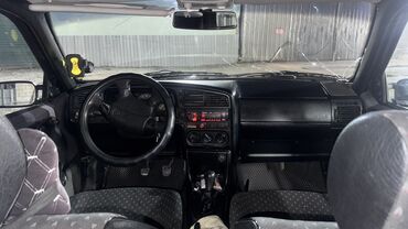 Volkswagen: Volkswagen Passat CC: 1994 г., 1.8 л, Механика, Бензин, Седан — 1