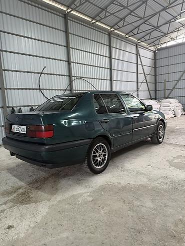 венто двер: Volkswagen Vento: 1993 г., 1.8 л, Механика, Бензин, Седан — 3