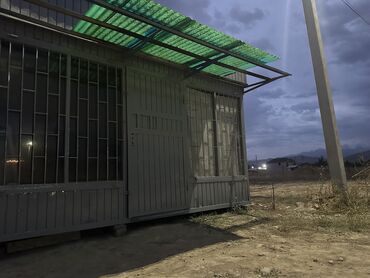 оборудование для детского магазина: Срочно продаю павильон размером 3,5 /4раньше была парикмахерская