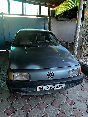 fit 2008: Volkswagen Passat: 1990 г., Механика, Седан — 1