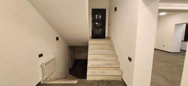 Digər kommersiya daşınmaz əmlakı: Nərimanovda 5 mərtəbəli binanın 1-ci mərtəbəsində yeni təmirdən çıxmış -da lalafo.az — 5 Digər kommersiya daşınmaz əmlakı: Nərimanovda 5 mərtəbəli binanın 1-ci mərtəbəsində yeni təmirdən çıxmış — 5