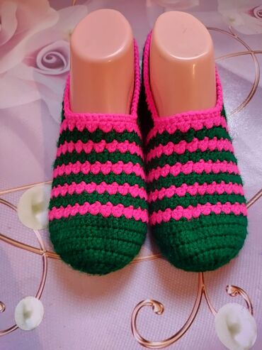 Kolqotkalar, corablar: Toxunma corab satılır isteyen yaza bilər — 14