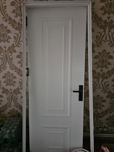 Otaq qapıları: 1 ədəd qapı 130 azn tam təzədi heç işlənməyib ölçü.80x205 ünvan 5mkr✨