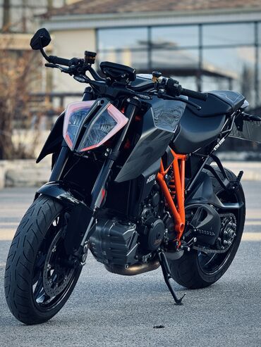 �������������� �� 3 �������� ������������: Ktm 1290 superduke r 2019 год (2021) из 🇯🇵 обьем: 1301сс пробег