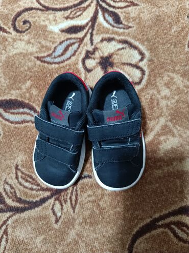 шорты puma: Продаю детские кроссовки в идеальном состоянии. размер 20, по стельке