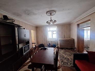 ev kiraye: Bakı, Xutor, 3 otaqlı, Köhnə tikili, m. Memar Əcəmi, 100 kv. m — 2