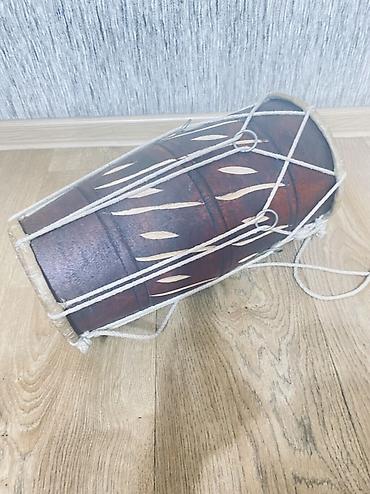 Барабаны: Африканский барабан дjembe (джембе) Привезенные из Индии. - Корпус — 8