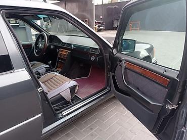 sp 4: Mercedes-Benz W124: 1994 г., 2 л, Механика, Универсал — 8