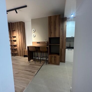 очень срочно участок: 1 комната, 42 м², Элитка, 5 этаж, Евроремонт