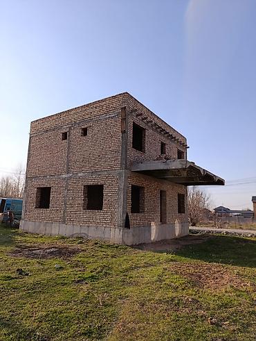 Продажа коттеджей и домов: Продаётся недостроенный двухэтажный кирпичный дом с участком — 10