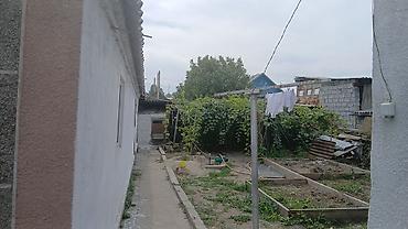 гараж продам: Продается большой жилой дом из 4 комнат,сан узел дома есть,отопление — 4