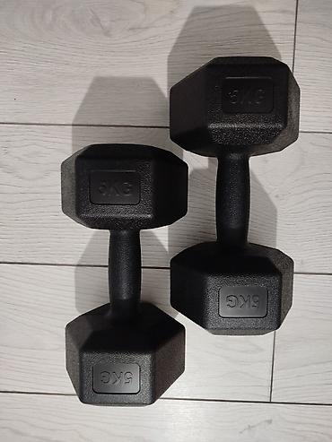 Гантели: Гантели пары 3 кг и 5 кг

3+3кг - 1500сом.
5+5кг - 2000сом — 1