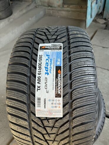 Шины: Шины 285 / 30 / R 19, Зима, Новый, Комплект, Легковые, Корея, Hankook