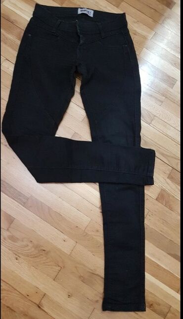 pantalone za zimu zenske: Pantalone-farmerke Gloster,dva puta obucene,bukvalno nove,br.28