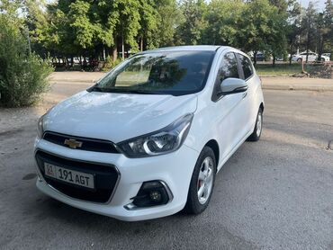 купить мотоблок мтз бу в москве: Chevrolet Spark: 2016 г., 1 л, Вариатор, Бензин, Хетчбек