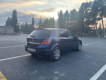 qaz 52 satisi: Opel Astra: 1.4 l | 2009 il 264000 km Hetçbek