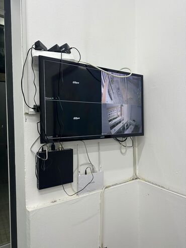 видеокамера panasonic профессиональная: Daha yaxşı nəzarət üçün iki videolu axının görüntüsünü təmin edən