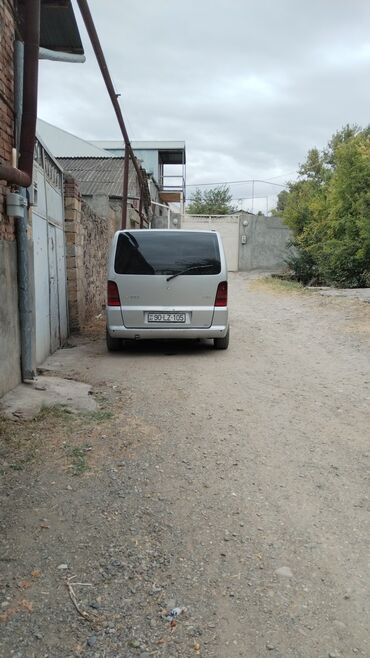 Mercedes-Benz: Mercedes-Benz Vito miniven Xüsusiyyətlər: - Kuzov: gümüşü rəng, 5 — 1