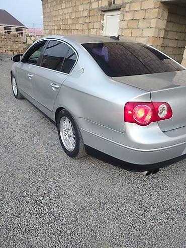 radiator zass: Volkswagen Passat sedan – gümüşü rəng Xüsusiyyətlər: - Kuzov: sedan — 7