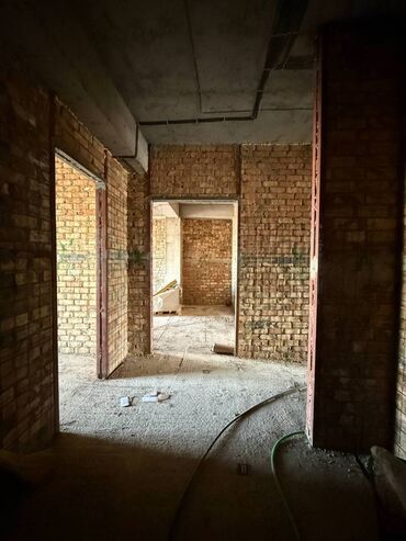 Продажа квартир: 4 комнаты, 169 м², Элитка, 3 этаж, ПСО (под самоотделку) at lalafo.kg — 12 Продажа квартир: 4 комнаты, 169 м², Элитка, 3 этаж, ПСО (под самоотделку) — 12