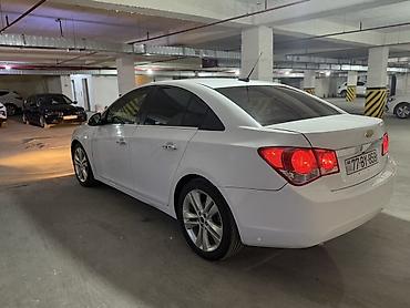 chevrolet cruze salon: Chevrolet Cruze: 1.4 l | 2012 il 240000 km Sedan — 6