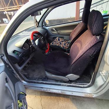 Другие автомобили: Автомобиль: компактный 3‑дверный хэтчбек серебристого цвета. Кузов и — 11