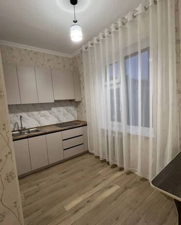 куплю квартиру жалал абад: 1 бөлмө, 35 кв. м, 105-серия, 8 кабат, Евроремонт