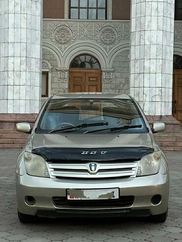 Транспорт: Toyota ist: 1.3 л | 2003 г. | Хэтчбэк