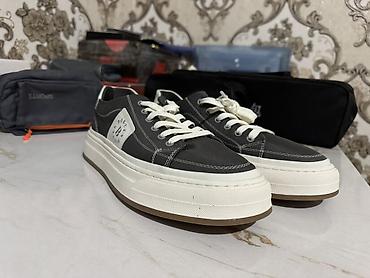 Мужские кроссовки, 41.5, 42, Bertoni, Новый, цвет - Черный, Бесплатная доставка