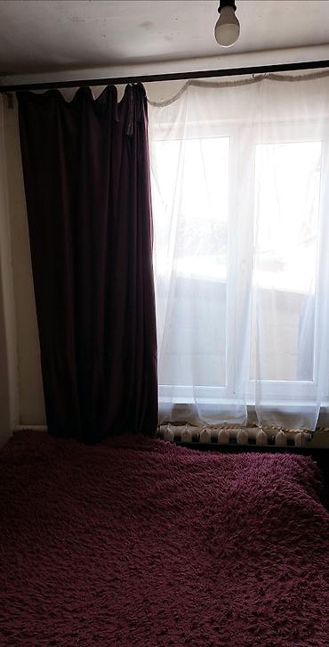 Продажа коттеджей и домов: Продается Полдома с двором, навесом, хозпостройками. Размер земельного — 7