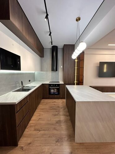 Продажа домов: 3 комнаты, 90 м², Элитка, 12 этаж, Дизайнерский ремонт