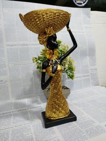 Fiqurlar: Fiqur, rəng - Qara — 13