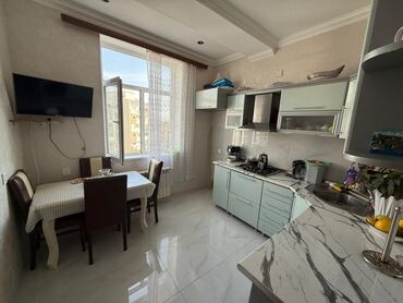 Yeni tikili: 8-ci kilometr, 2 otaqlı, Yeni tikili, m. Qara Qarayev, 86 kv. m -da lalafo.az — 16 Yeni tikili: 8-ci kilometr, 2 otaqlı, Yeni tikili, m. Qara Qarayev, 86 kv. m — 16