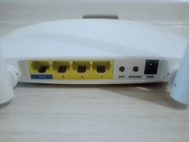 пассивное сетевое оборудование спартак: Tenda F9 мощный N600 Wi-Fi роутер. 4 антенны. Хорошее состояние