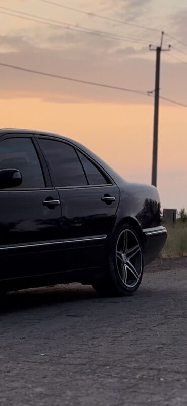Mercedes-Benz: Mercedes-Benz E-Class: 2001 г., 3.2 л, Автомат, Бензиновая, Седан — 9