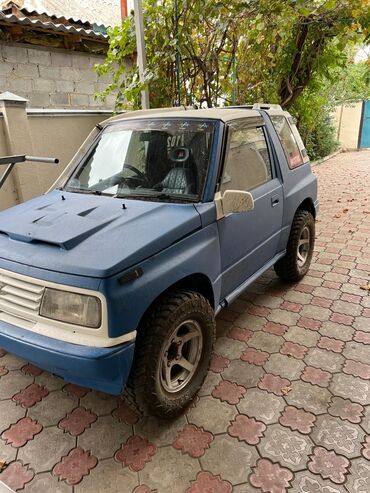 Suzuki: Suzuki Escudo: 1993 г., 2.5 л, Механика, Бензин, Внедорожник