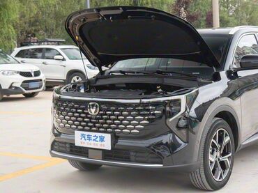 Changan: Changan CS55 Plus: 2025 г., 1.5 л, Робот, Гибрид, Кроссовер — 7