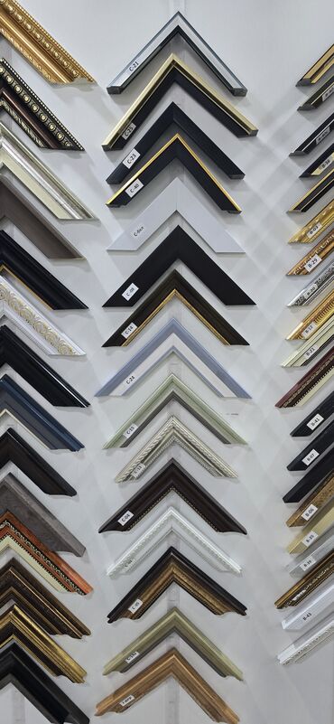 Зеркала: В наличии! Зеркало с тёмно-коричневой рамой, рамка ПВХ. Ширина рамки — 7