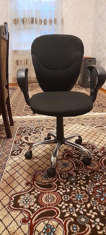 işlənmiş saat: İdeal veziyyetde ofis kreslosu. Mexanizması işlekdir. Heç bir problemi — 1