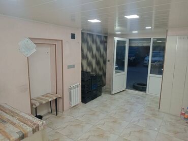 qubada yeni binalar: Obyekt icareye verilir. Uzun muddet Gozellik salonu, Meyve terevez