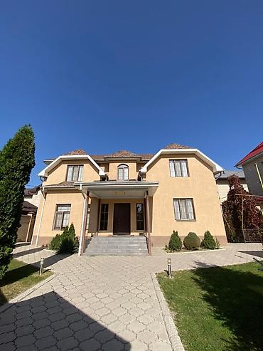 Продажа коттеджей и домов: Продаётся 2-х этажный дом в Ала арча 3 Локация: Дом расположен в — 2