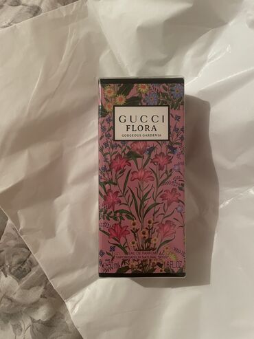 qadin sviterlri: Gucci Floral Gardenia