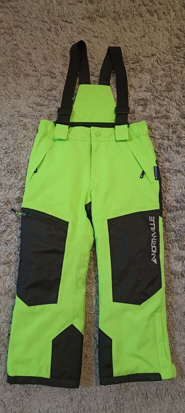 predator pantalone: C&A, 110-116, color - Green