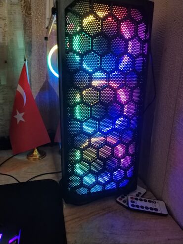 Masaüstü kompüterlər və iş stansiyaları: Salam, Oyun kompüteri axtaranlar üçün əla fürsətdi. Kompüter ideal — 18