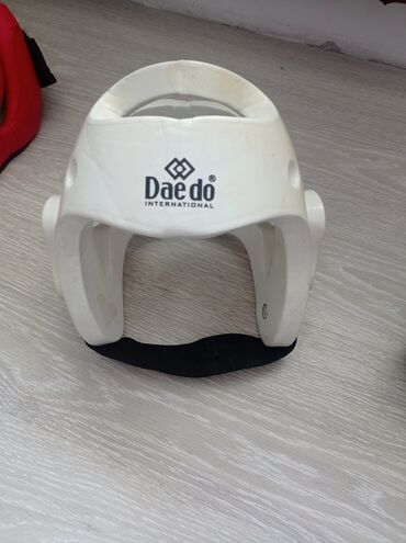 шлем хишник: Защитный шлем для таэквондо 900 сом подойдёт на возраст 13-14 лет