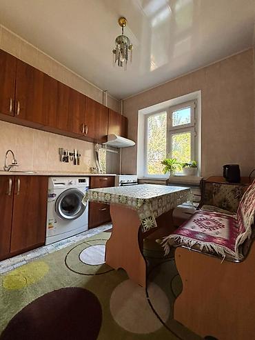 колледжи: 2 комнаты, 47 м², Восток-5 мкр 105 серия, 3 этаж, Косметический ремонт — 10