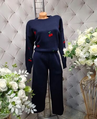 Kompleti: One size, Sa ilustracijom, bоја - Crvena — 7