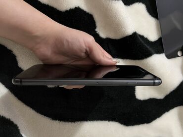 чехол iphone 7 plus: IPhone 8 Plus, 64 ГБ, Черный, Отпечаток пальца