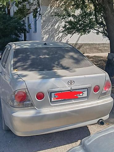 275 70 16: Toyota Altezza: 2001 г., 2 л, Автомат, Бензин, Седан — 5